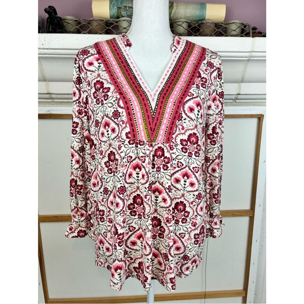 Matilda Jane NWOT Enbroidered Neck Floral V-Neck Top